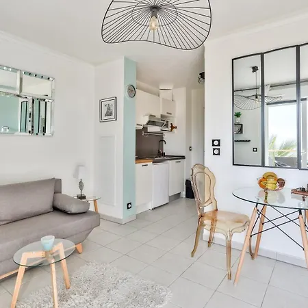 アパート Heidi Braesch